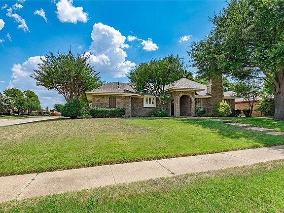 2nd image of 4116 McClary Dr