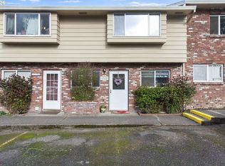 1322 NE Hogan Dr, Gresham, OR 97030