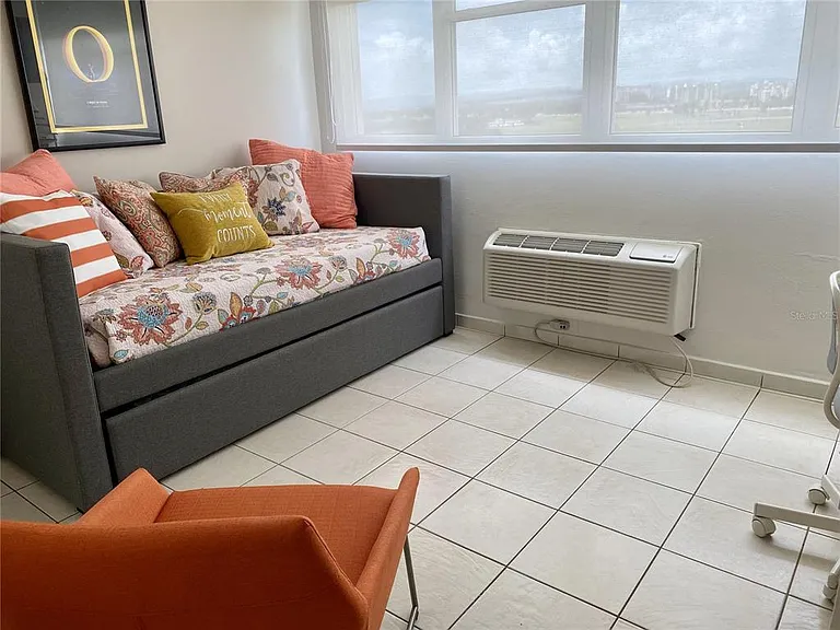 1020 Daaz Way #720 — Photo 11