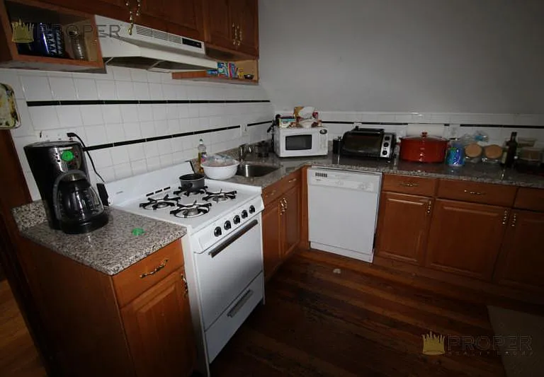 5 Gardner St — Photo 22