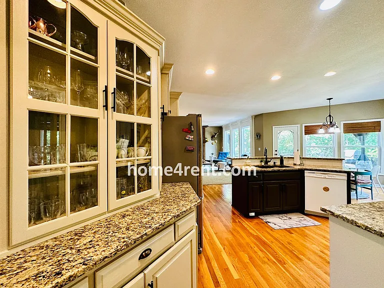 12648 S Hallet St — Photo 25