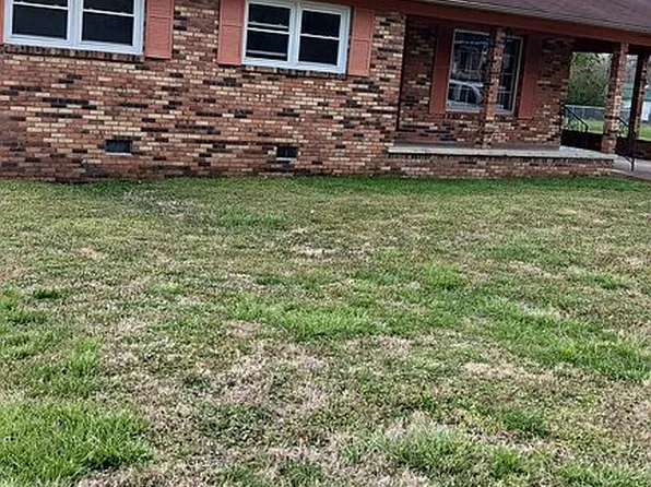 432 Hurricane Meadows Dr, Waynesboro, TN 38485