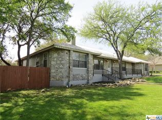 609 Snyder Hill Dr, San Marcos, TX 78666