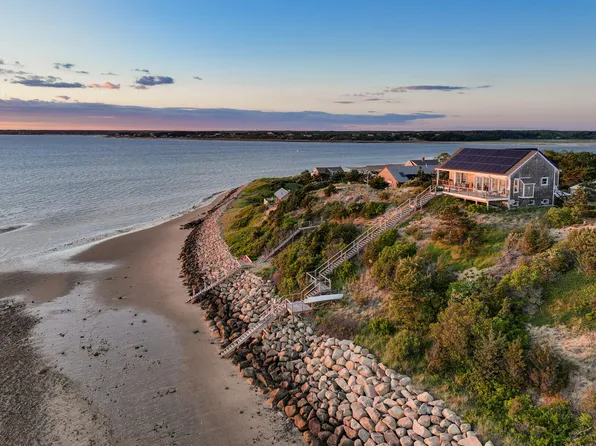 114 4Th Street, Wellfleet, MA 02667