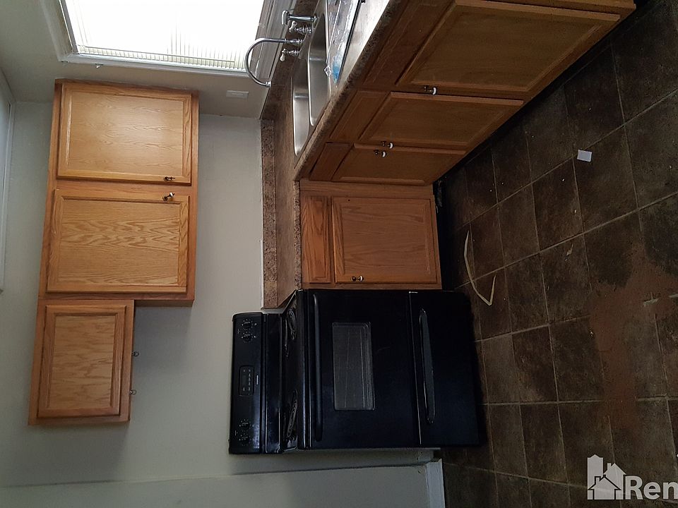 1st image of 138 Woodcliff Dr