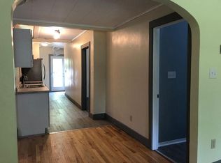 2165 S 10th St, Milwaukee, WI 53215