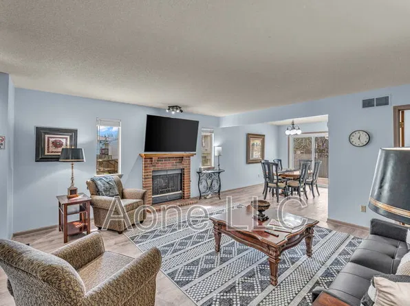 6109 SW 26th St APT B, Topeka, KS 66614