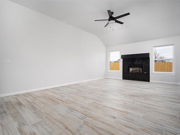5th image of 5008 SE 85th St