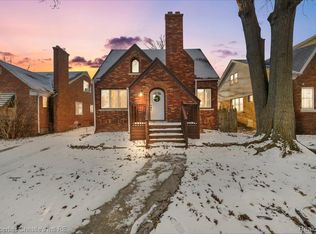 5215 Buckingham Ave, Detroit, MI 48224