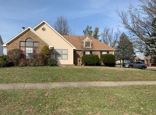 10407 Vantage Rd, Jeffersontown, KY 40299