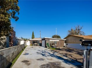 12117 216th St, Hawaiian Gardens, CA 90716