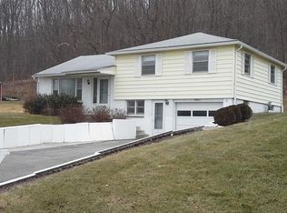 4 Lillian Dr, Binghamton, NY 13903