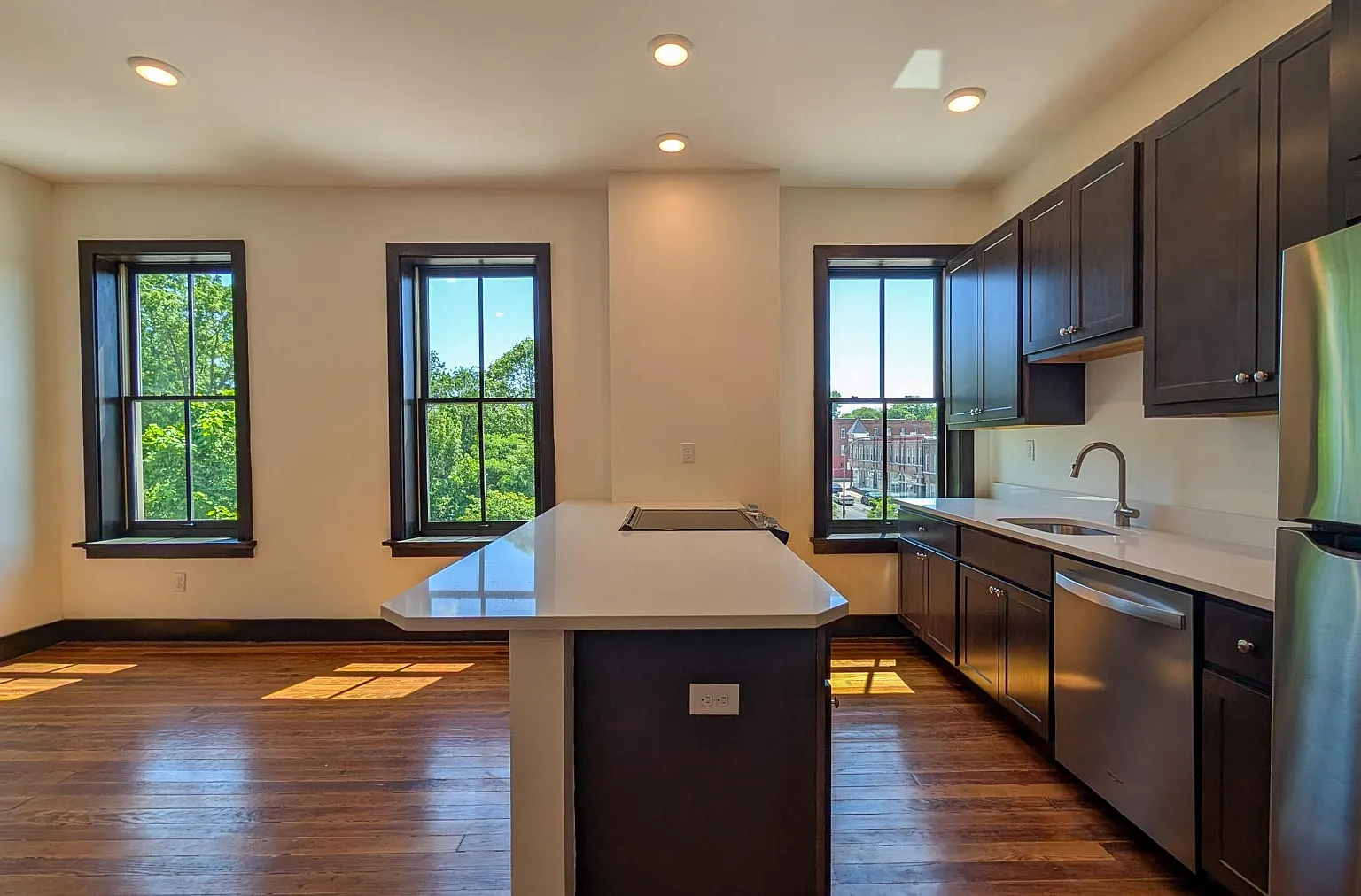 1 bed, $920 — Photo 4