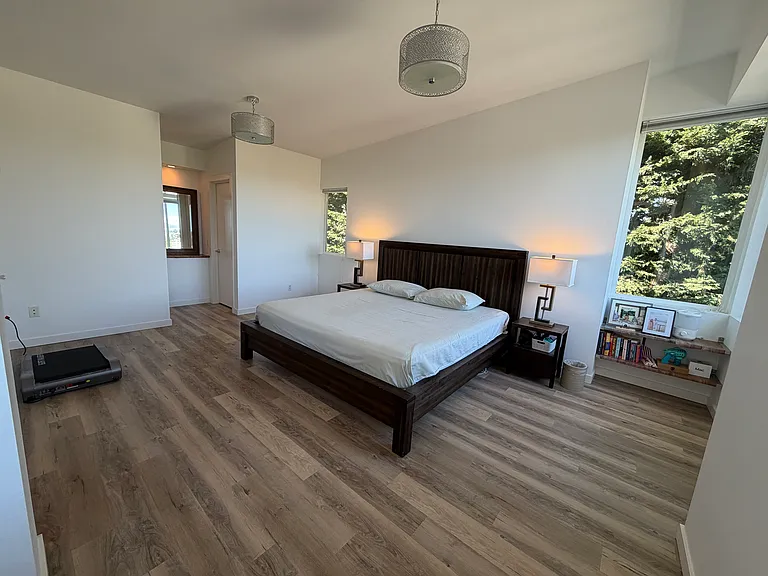 2304 W Lynn St — Photo 19