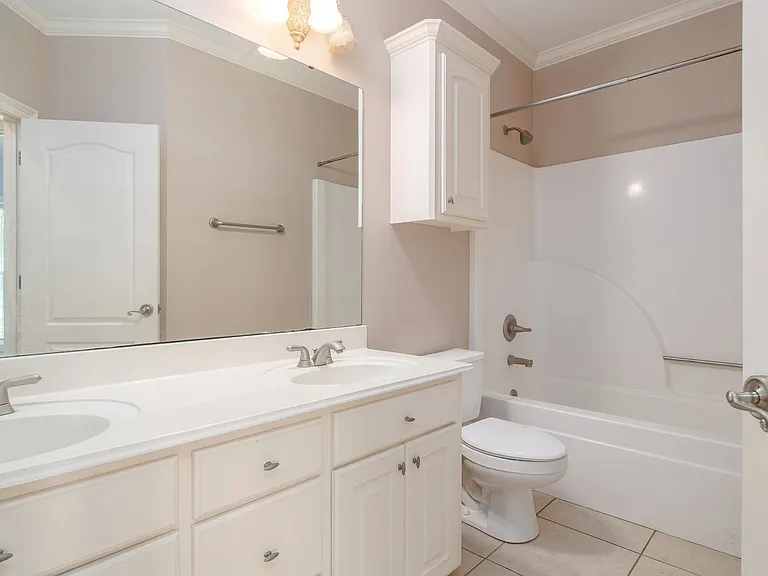 6102 Coty Dr — Photo 12