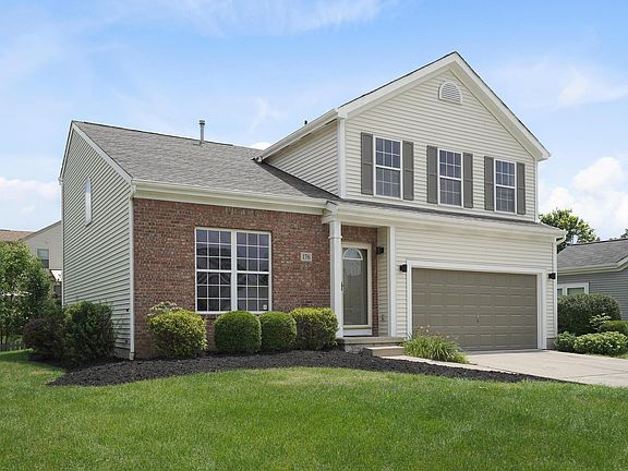 3rd image of 176 Royal Farm E