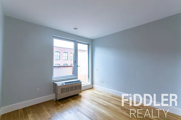 Rented by Fiddler Realty | media 29