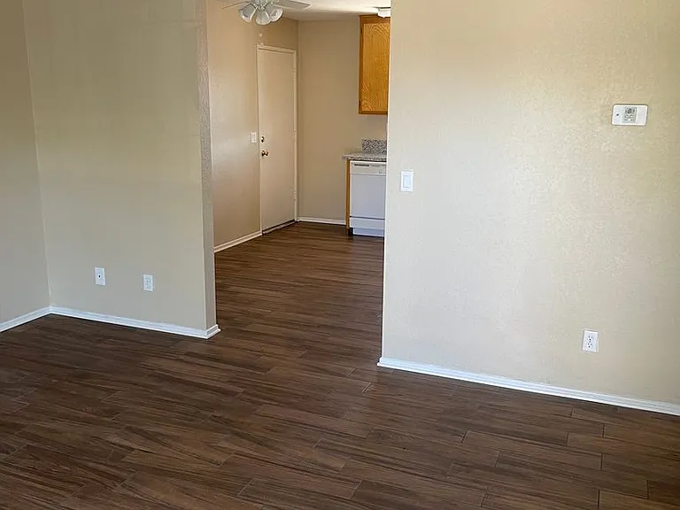 16180 Muni Rd. — Photo 11