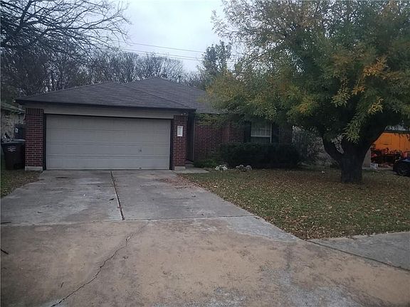 3rd image of 9716 Copper Creek Dr