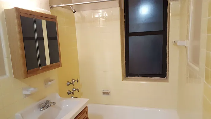 Rented by null | media 12