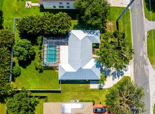 1004 Weatherbee Rd, Fort Pierce, FL 34982