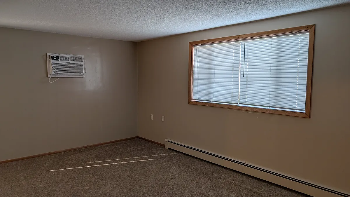 Living room (colors may vary slightly). - 1914 19th Ave NW #4