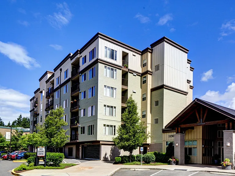 Echo Lake Apartments — Photo 23
