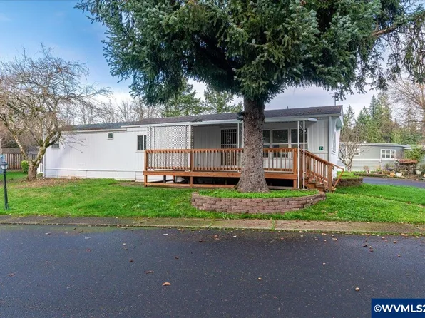 570 N 10th Ave Unit 75, Cornelius, OR 97113