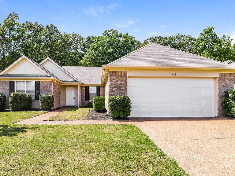 1481 Lawson Dr — Photo 1