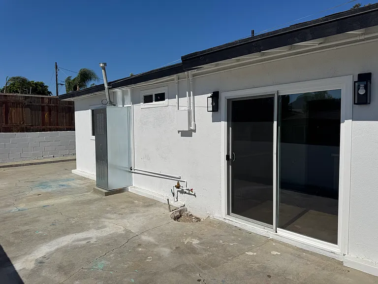 10543 Campbell Ave #4 — Photo 9