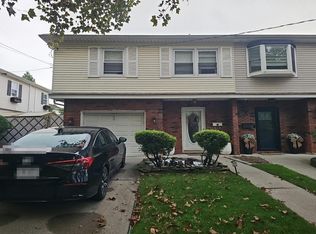 50 Barlow Ave, Staten Island, NY 10308
