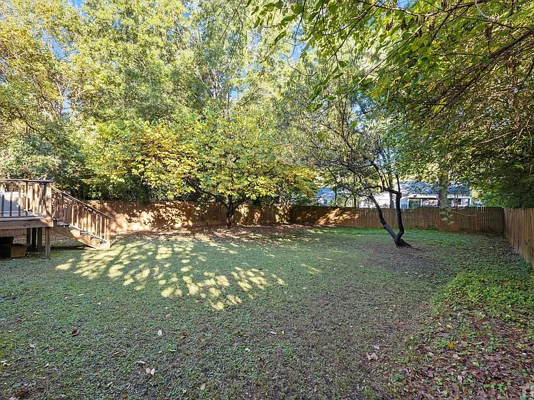 705 Tyler Rd — Photo 23