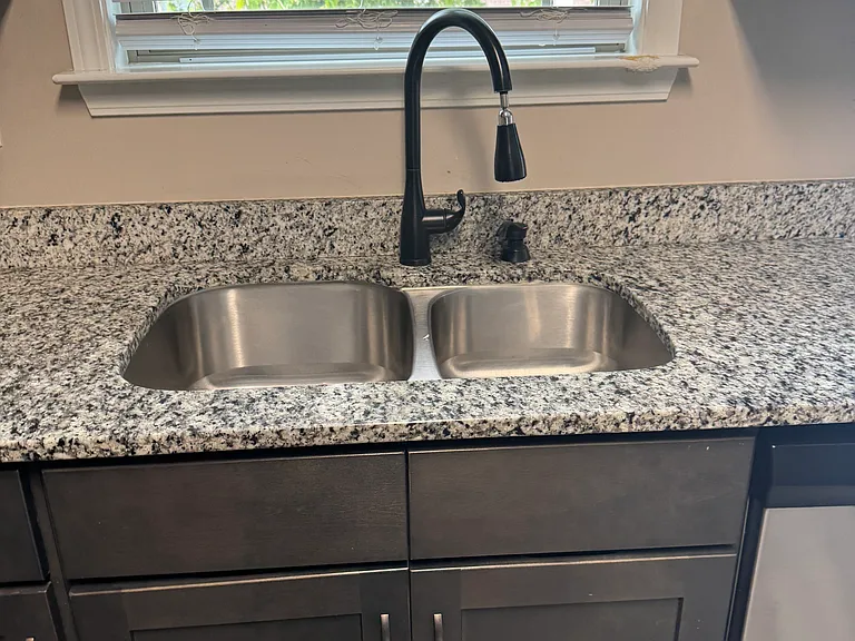 66 Bellvue Dr — Photo 31