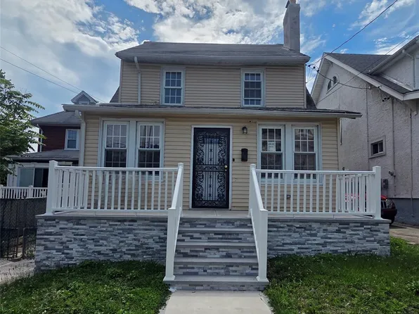 10532 192nd Street, Saint Albans, NY 11412