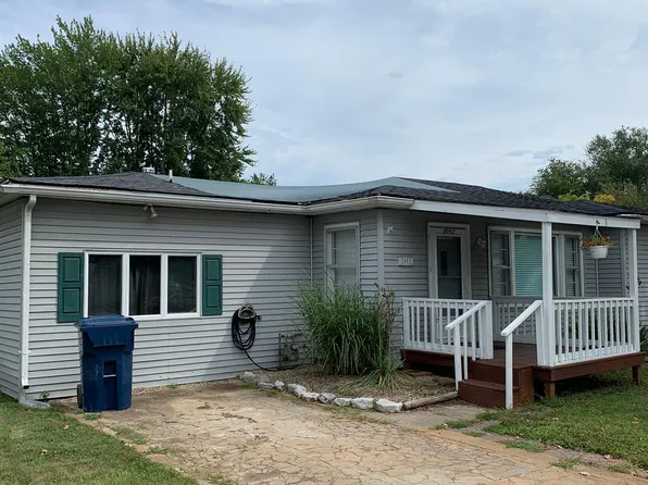 2002 Barton Ave, Terre Haute, IN 47802