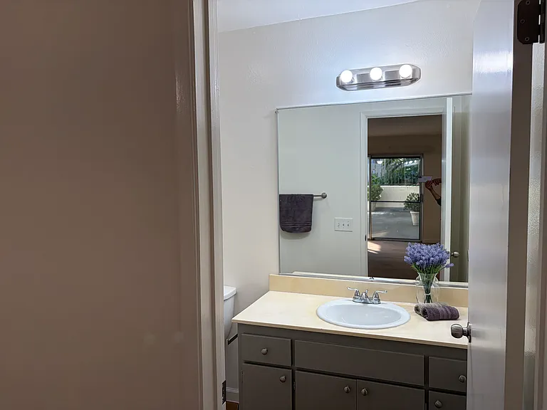 151 Lakeside Dr #110 — Photo 20