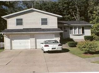 647 Crider Ave NE, New Philadelphia, OH 44663