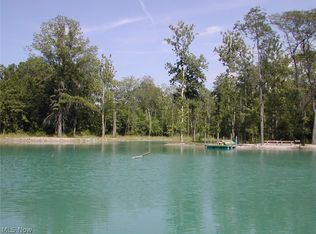 Cherry Rd, Vermilion, OH 44089