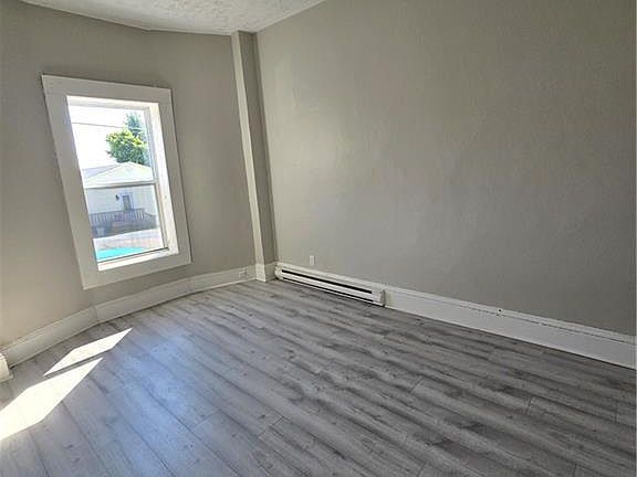 5th image of 283 Wentworth St #281