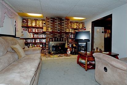 2nd image of 218 Westley Ct