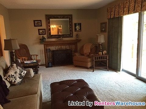 4th image of 2422 Oakridge Ct