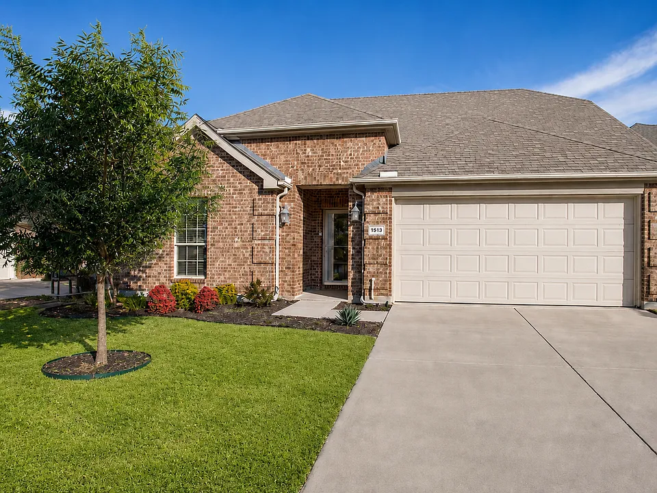 1513 Enchanted Rock Trl
