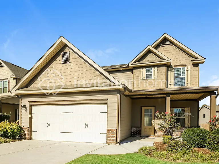 1124 Easley Ct — Photo 1