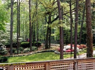 2704 Fairoaks Rd, Decatur, GA 30033