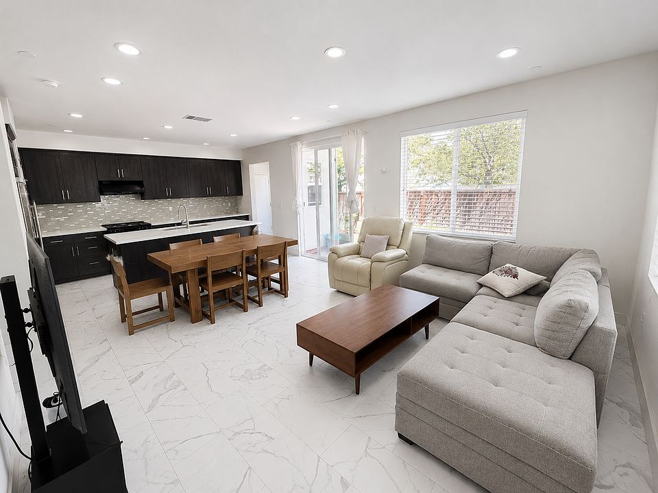 1st image of 8523 Jetty Way
