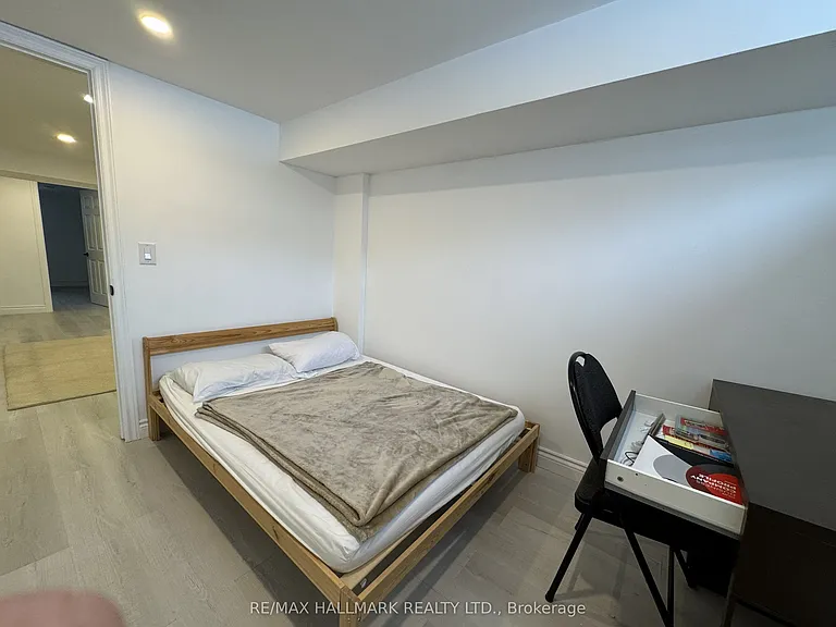 6 Bailey Cres #BASEMENT — Photo 18