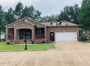 72 Ashwood Dr, Starkville, MS 39759