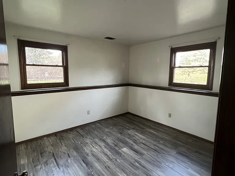857 S Imperial Dr — Photo 9