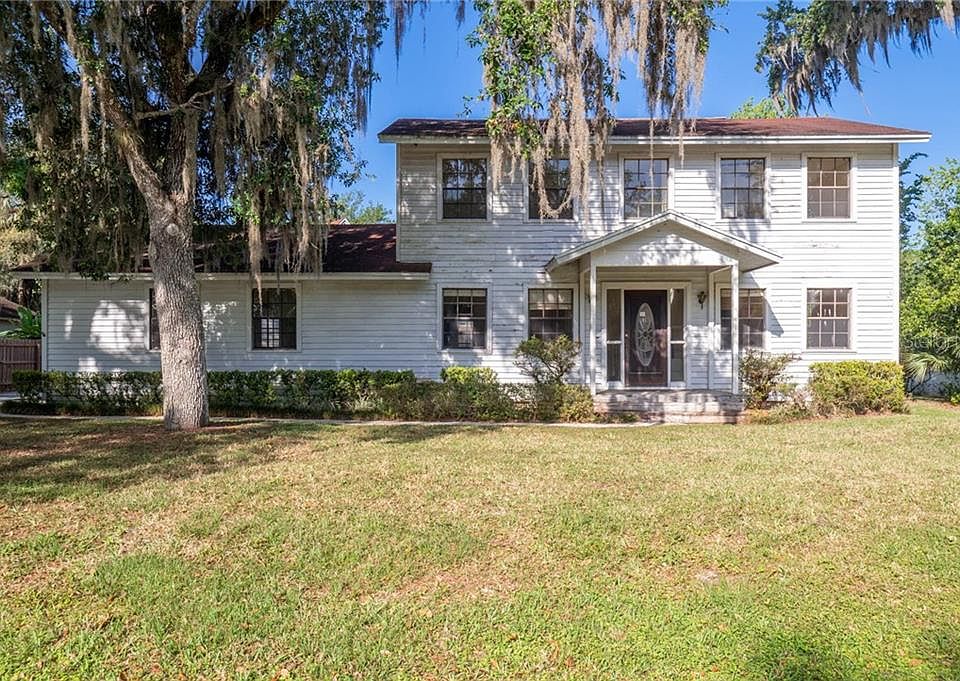 1st image of 967 Carissa Ln