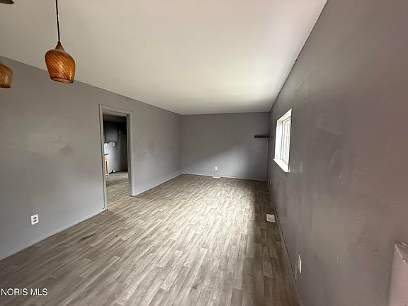5th image of 1532 Liberty St